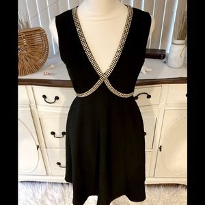 Ted Baker Black Rhinestone v neck Dress Sz 0